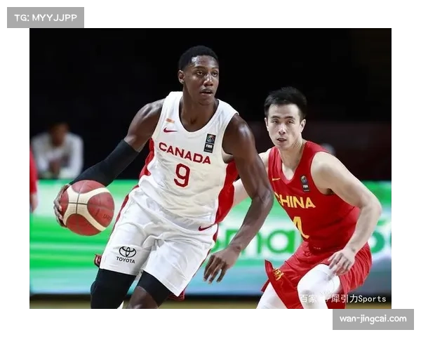 防守方加强全场紧逼策略 压迫性防守导致失误增加